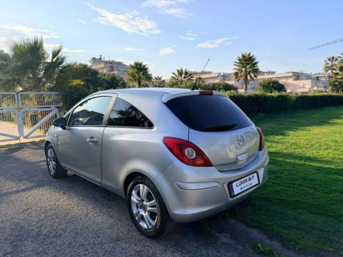 Opel Corsa 1.3 CDTI 75CV 3 porte Club (5)