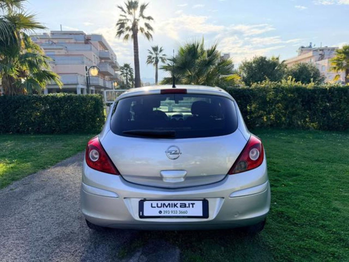 Opel Corsa 1.3 CDTI 75CV 3 porte Club (6)
