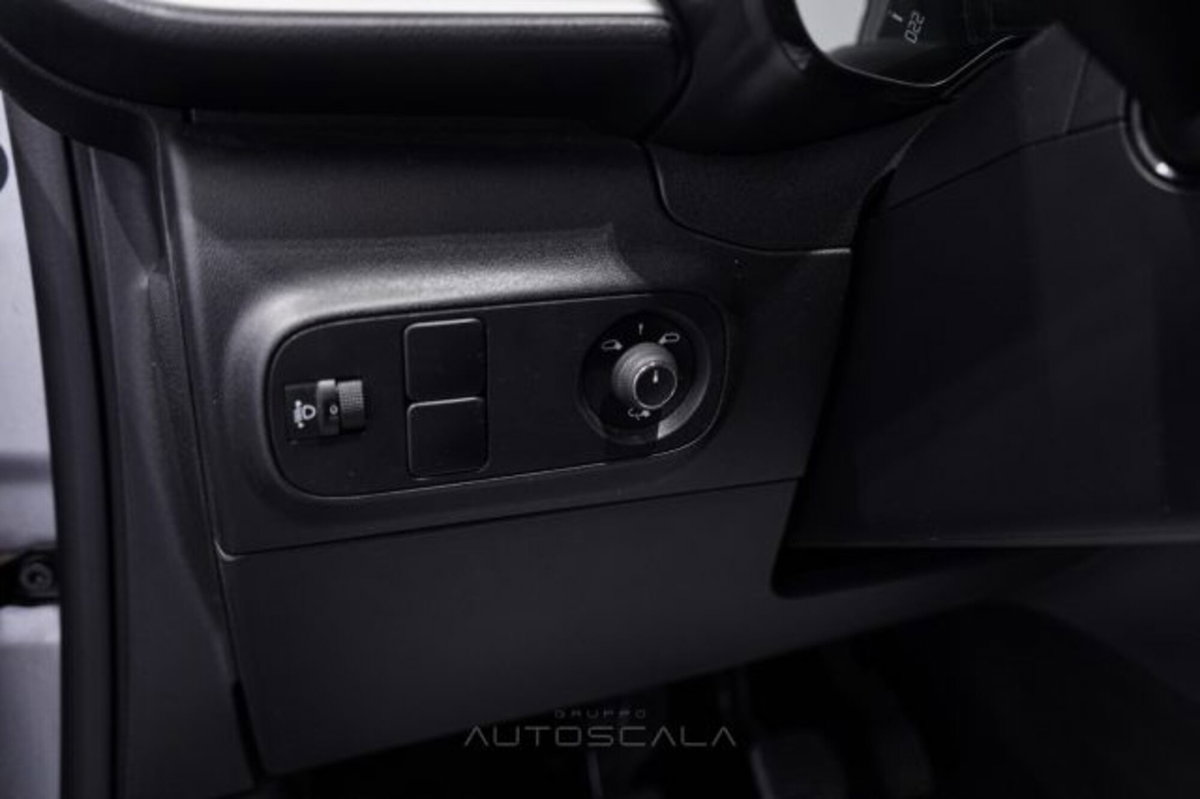 Citroen C3 1.2 puretech You s&s 83cv neopatentati (12)