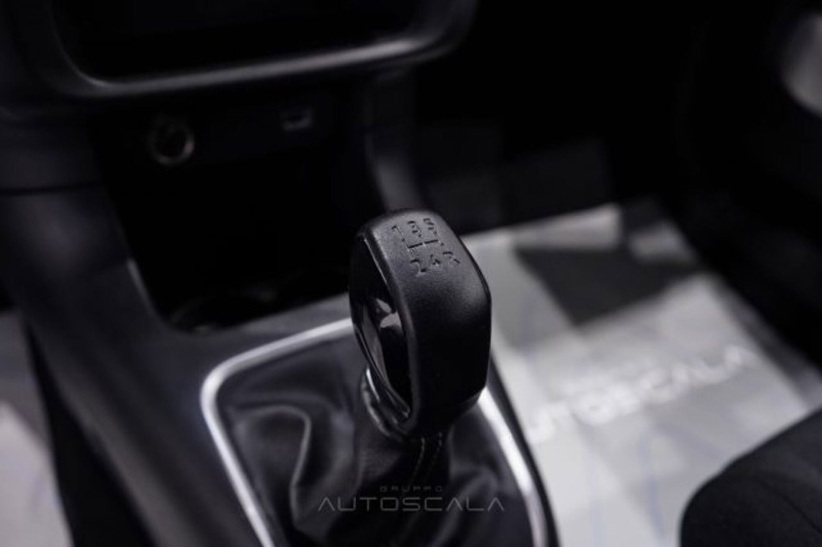 Citroen C3 1.2 puretech You s&s 83cv neopatentati (16)