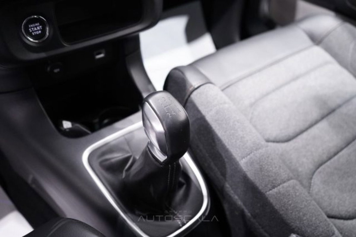 Citroen C3 1.2 puretech You s&s 83cv neopatentati (17)
