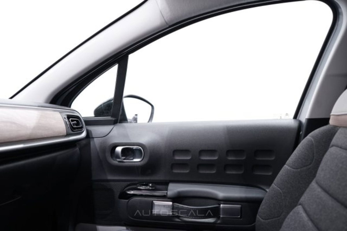 Citroen C3 1.2 puretech You s&s 83cv neopatentati (19)