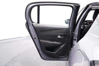 Peugeot 208 1.2 puretech Active s&s 75cv (16)