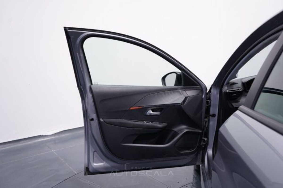 Peugeot 208 1.2 puretech Active s&s 75cv (9)
