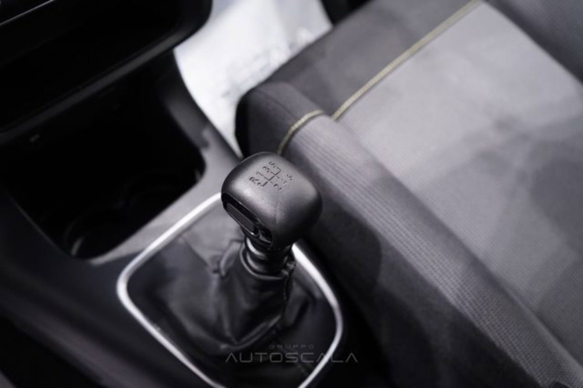 Citroen C3 PureTech 110 S&S Shine (14)