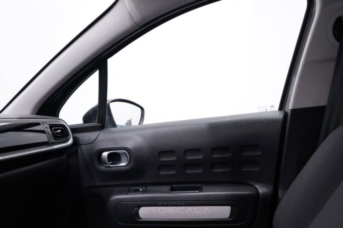 Citroen C3 1.2 puretech You s&s 83cv neopatentati (19)