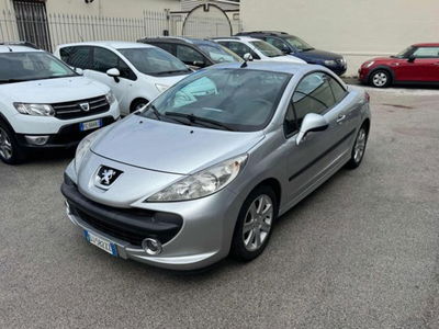Peugeot 207 Cabrio HDi 110CV CC Féline usata