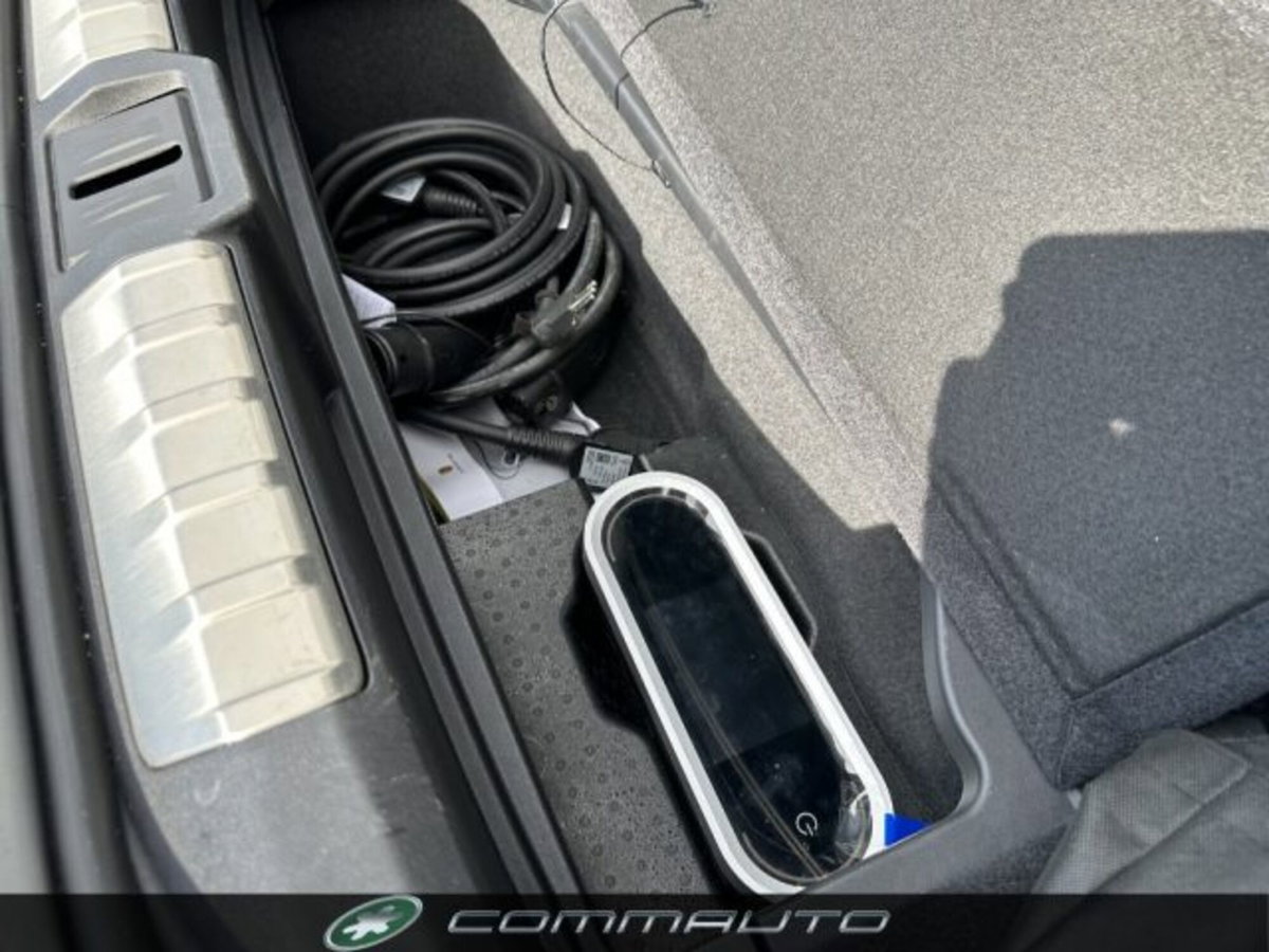 Porsche Taycan 4S Performance Battery Plus (18)