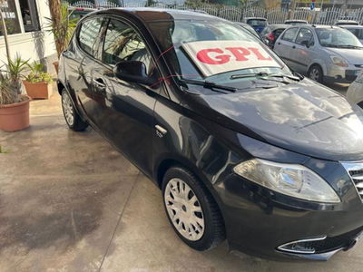 Lancia Ypsilon 1.2 69 CV 5 porte GPL Gold Plus usata