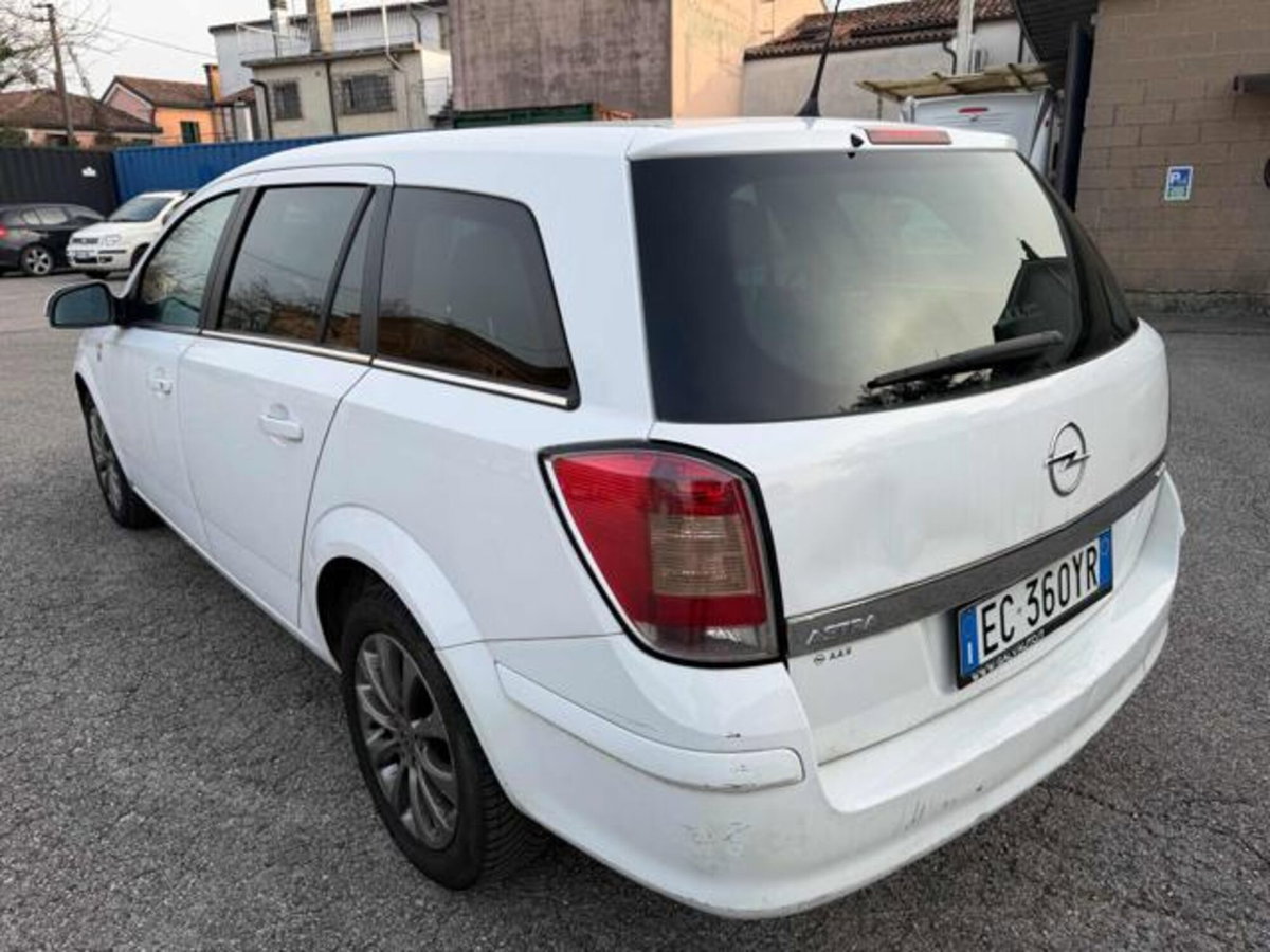Opel Astra Station Wagon 1.7 CDTI 110CV ecoFLEStation Wagon Edition (3)