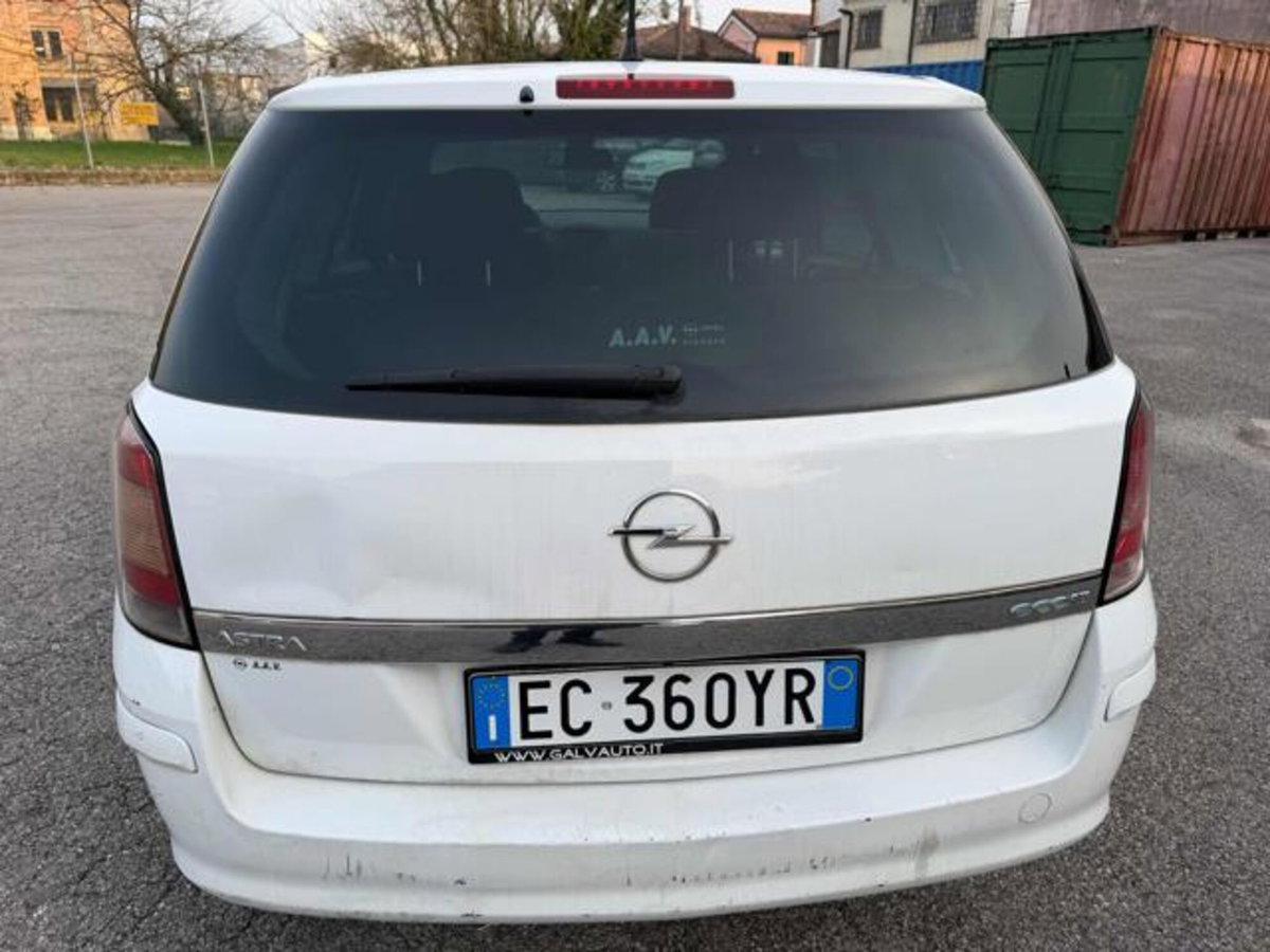 Opel Astra Station Wagon 1.7 CDTI 110CV ecoFLEStation Wagon Edition (4)