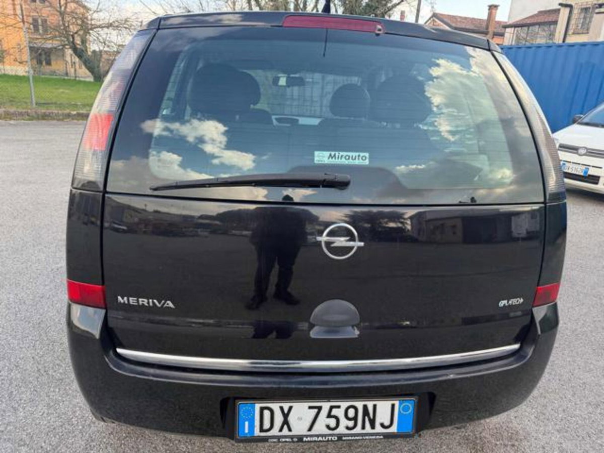 Opel Meriva 1.4 16V GPL-TECH Club (10)