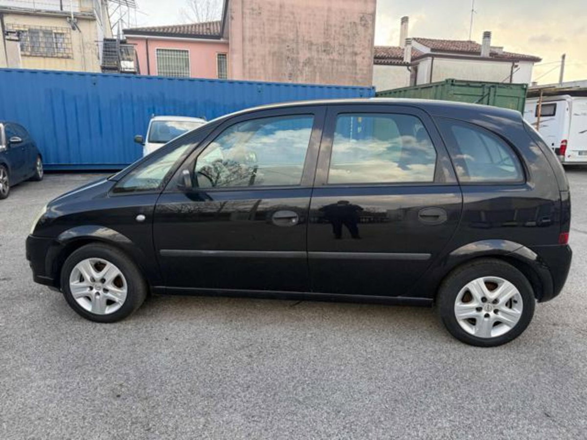 Opel Meriva 1.4 16V GPL-TECH Club (14)