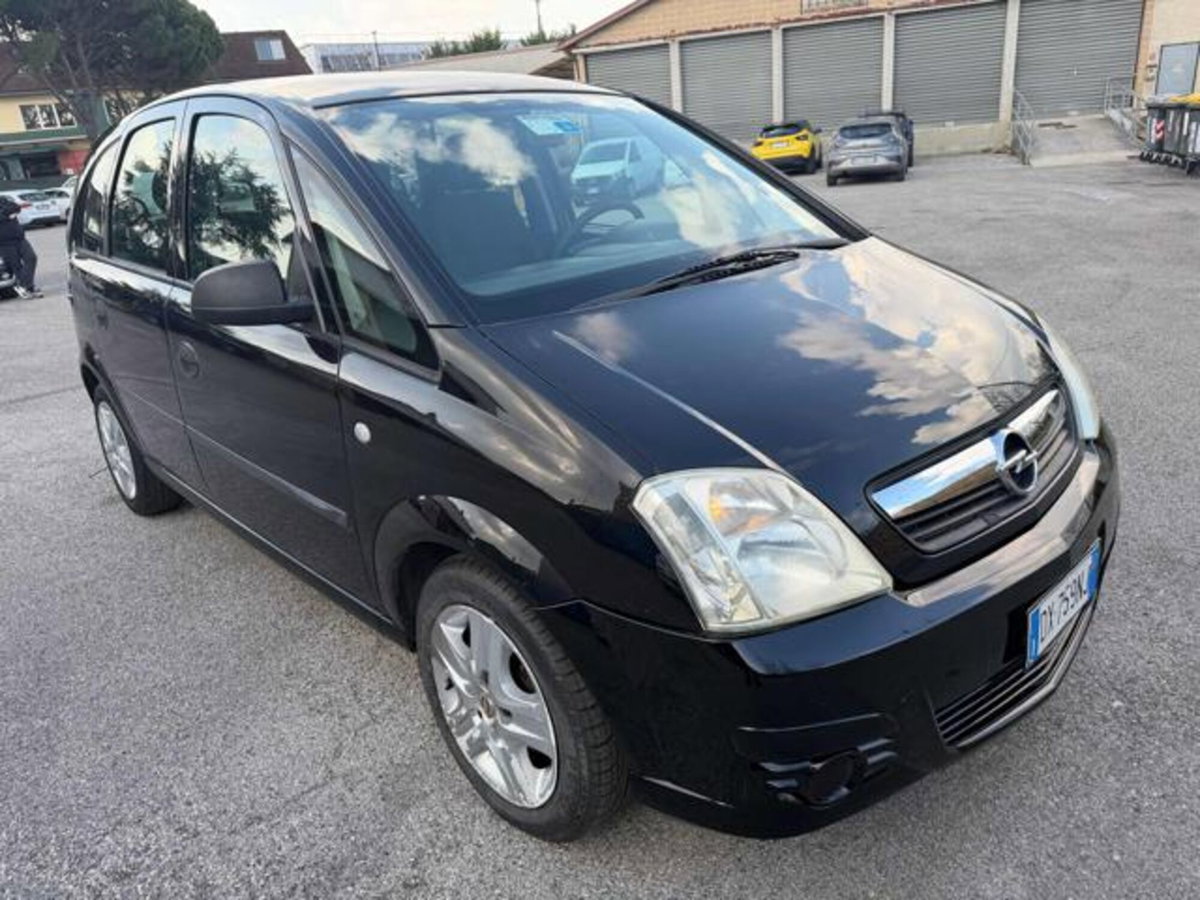 Opel Meriva 1.4 16V GPL-TECH Club (18)