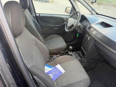Opel Meriva 1.4 16V GPL-TECH Club (5)