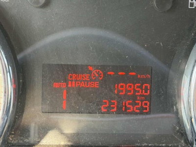 Peugeot 5008 1.6 e-HDi 112CV Stop&Start cambio robotizzato Family (12)