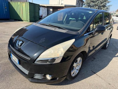 Peugeot 5008 1.6 e-HDi 112CV Stop&Start cambio robotizzato Family (3)