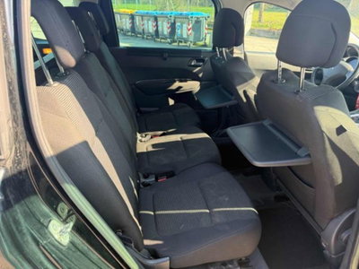 Peugeot 5008 1.6 e-HDi 112CV Stop&Start cambio robotizzato Family (6)