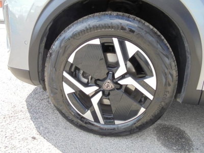 Peugeot 2008 1.2 hybrid Active 136cv e-dcs6 (11)