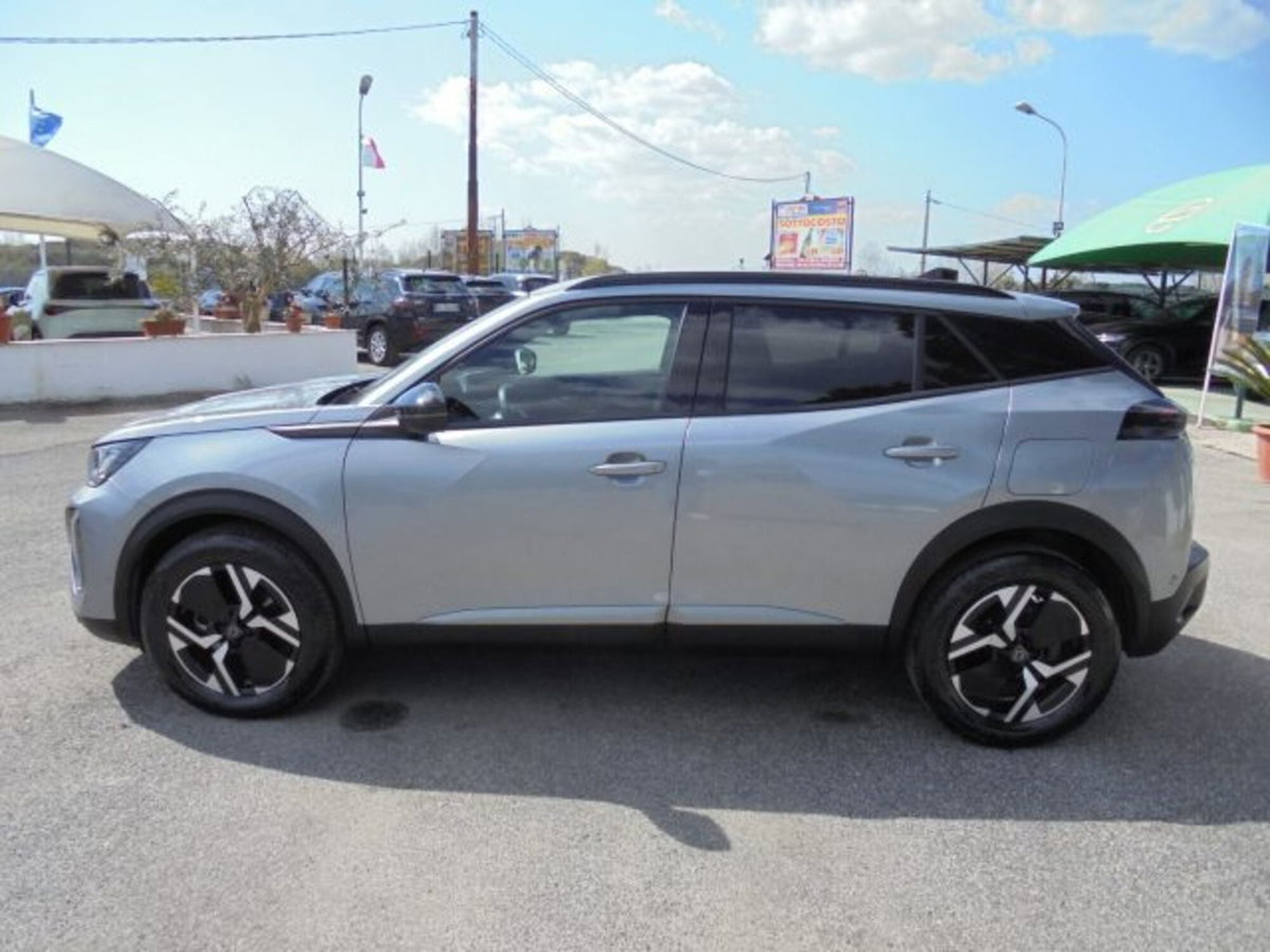 Peugeot 2008 1.2 hybrid Active 136cv e-dcs6 (12)