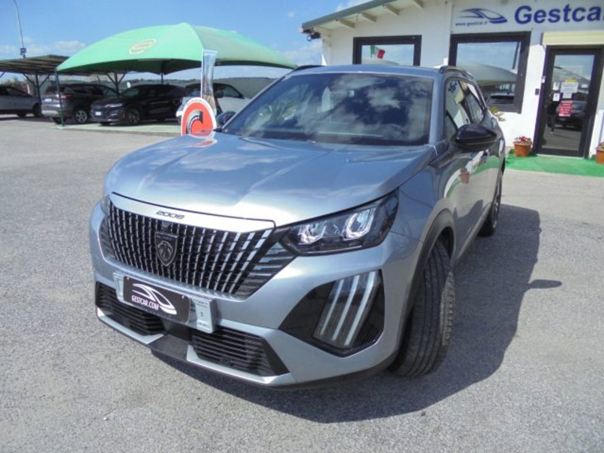 Peugeot 2008 1.2 hybrid Active 136cv e-dcs6 (5)