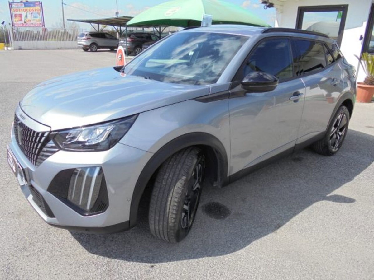 Peugeot 2008 1.2 hybrid Active 136cv e-dcs6 (9)