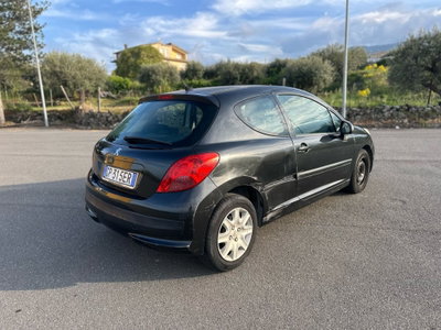 Peugeot 207 8V 75CV 3p. Access (3)