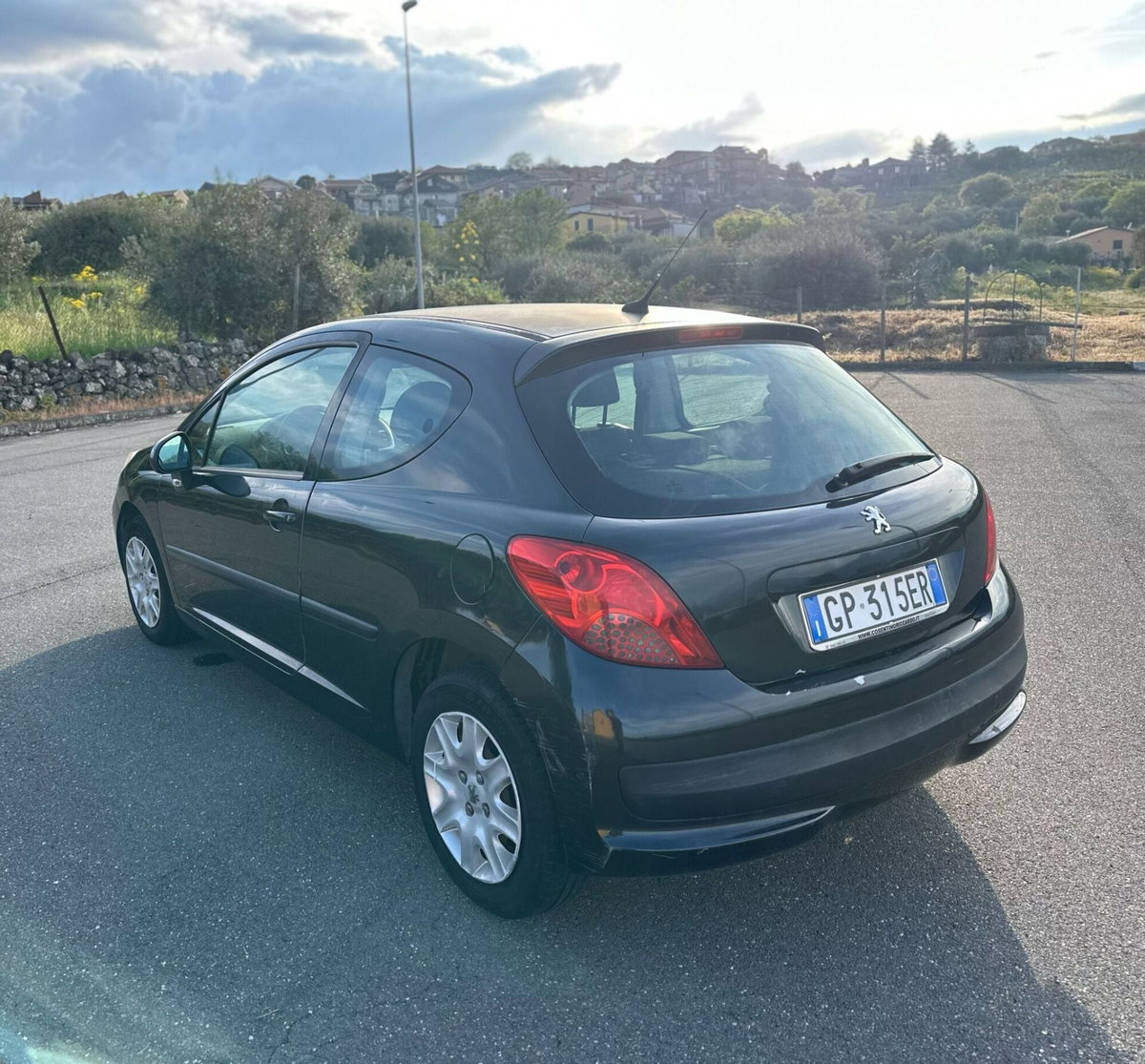 Peugeot 207 8V 75CV 3p. Access (5)