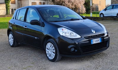 Renault Clio 1.2 16V 5 porte Luxe usata