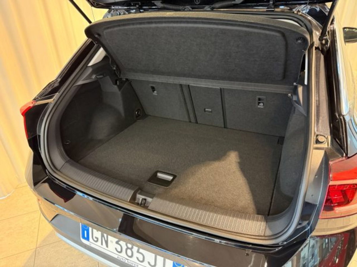 Volkswagen T-Roc 2.0 tdi Life 150cv dsg (6)