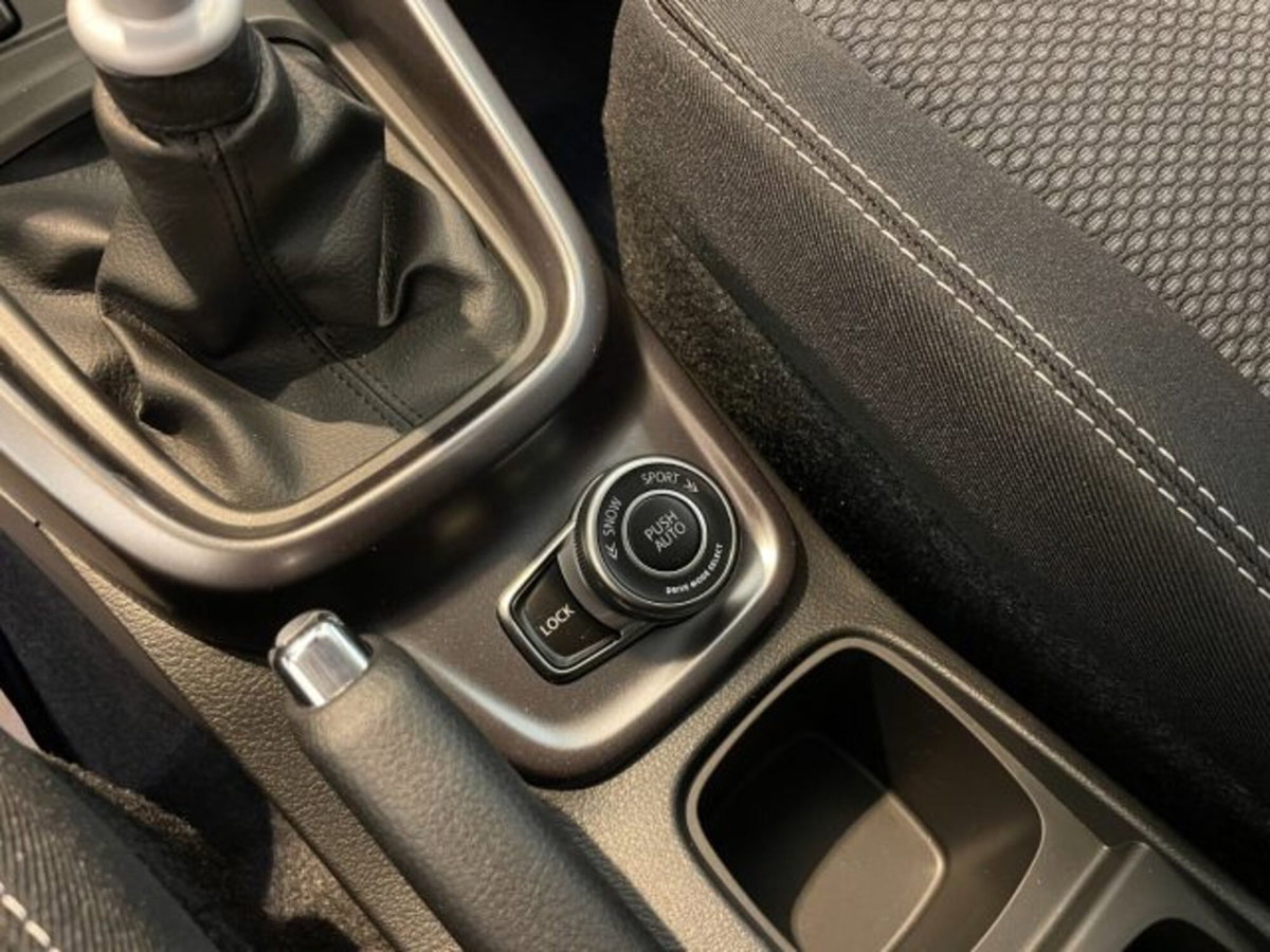 Suzuki Vitara 1.4 Hybrid 4WD AllGrip Easy Cool (19)