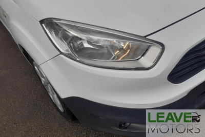 Ford Tourneo Courier 1.5 TDCI 75 CV Plus (16)