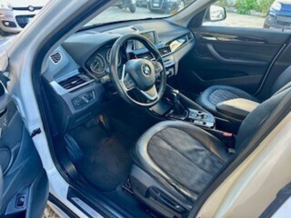 BMW X1 sDrive18d xLine Plus (12)