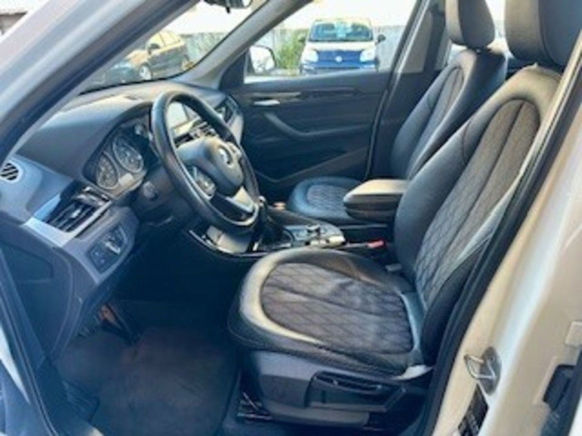 BMW X1 sDrive18d xLine Plus (13)