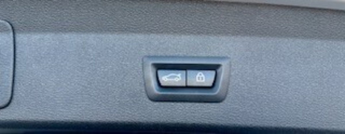 BMW X1 sDrive18d xLine Plus (15)
