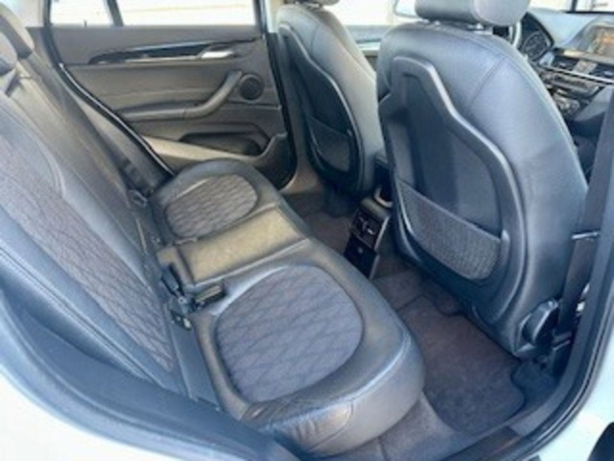 BMW X1 sDrive18d xLine Plus (16)