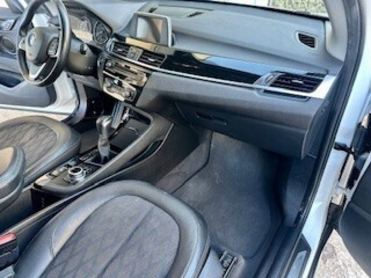 BMW X1 sDrive18d xLine Plus (18)