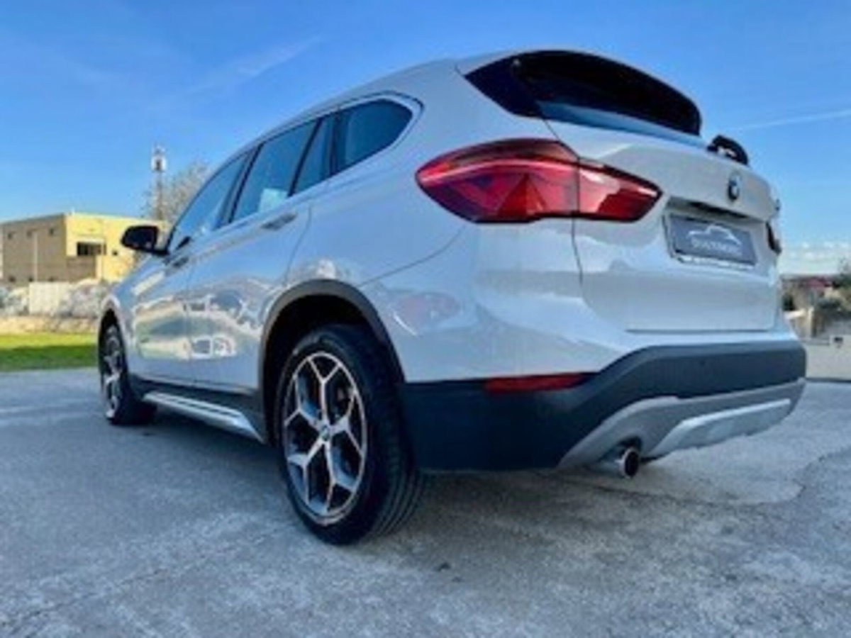 BMW X1 sDrive18d xLine Plus (5)