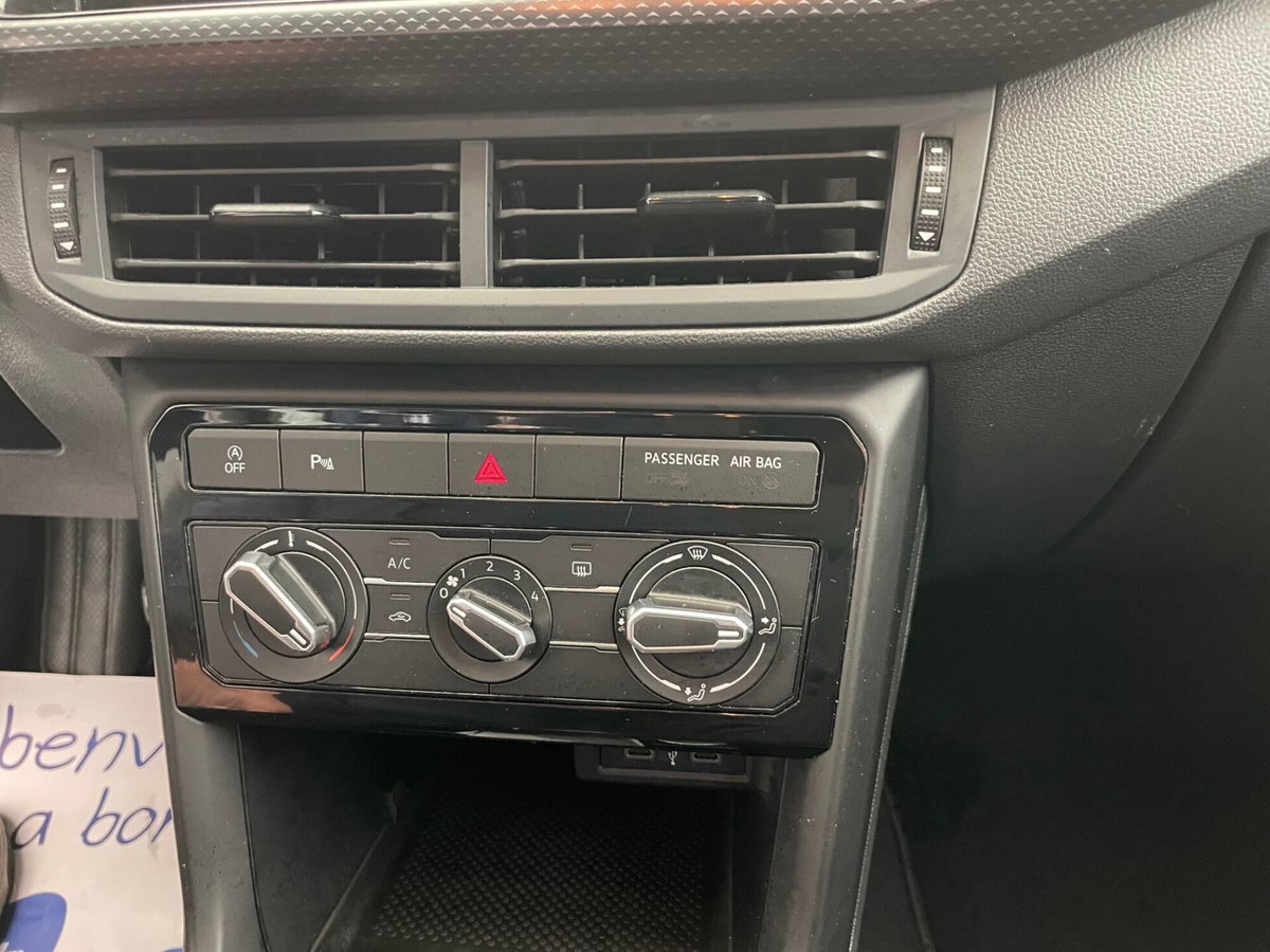 Volkswagen T-Cross 1.0 TSI Style BMT (10)