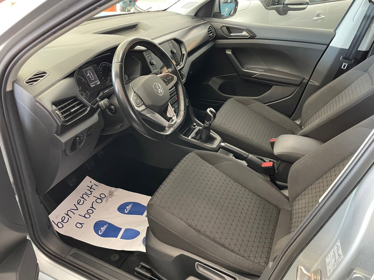 Volkswagen T-Cross 1.0 TSI Style BMT (6)