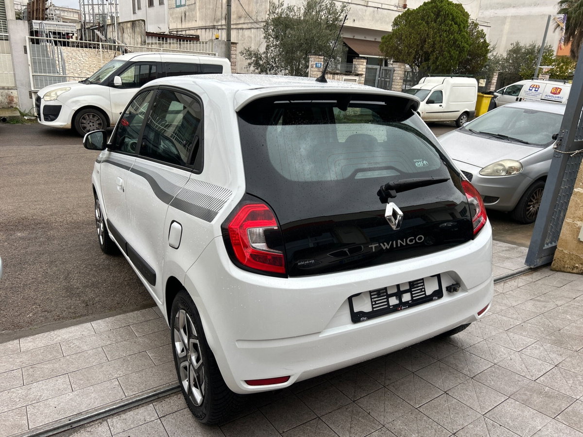 Renault Twingo SCe Life (4)