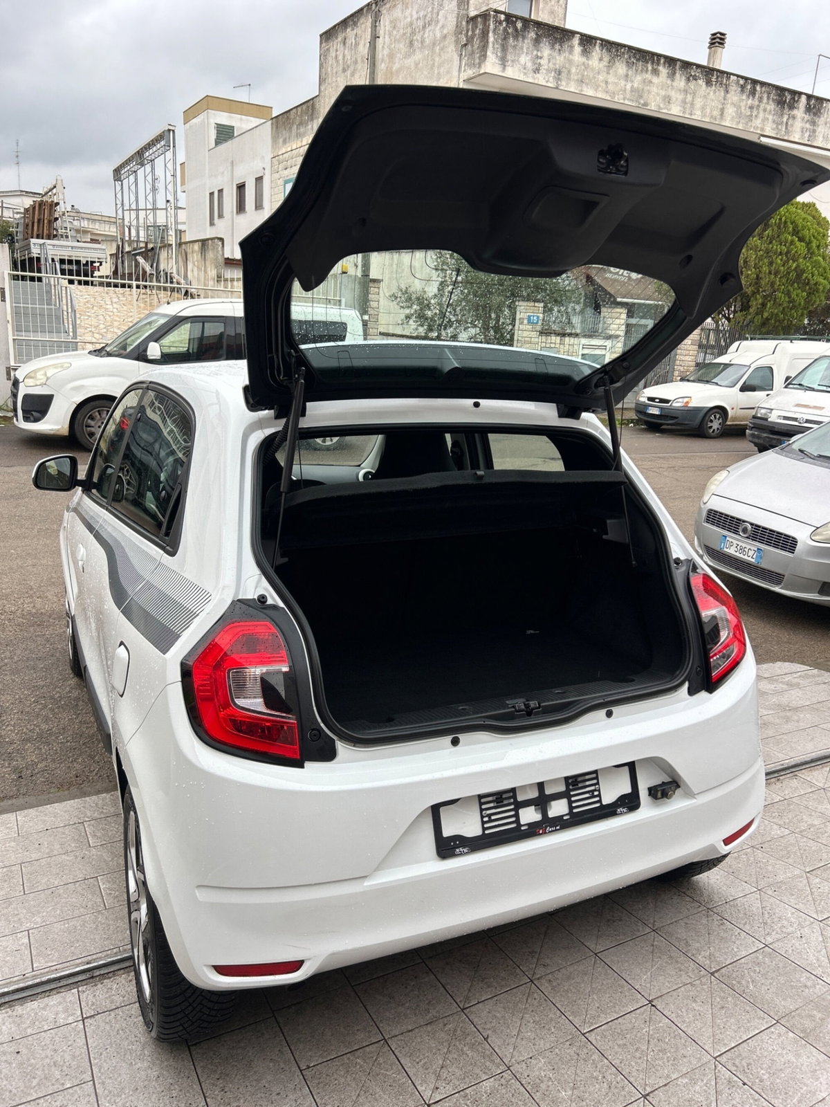 Renault Twingo SCe Life (6)