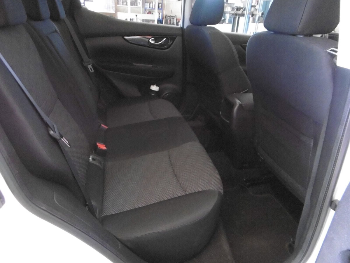 Nissan Qashqai 1.5 dCi Tekna (20)