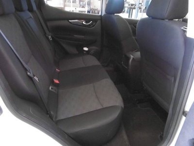 Nissan Qashqai 1.5 dCi Tekna (20)