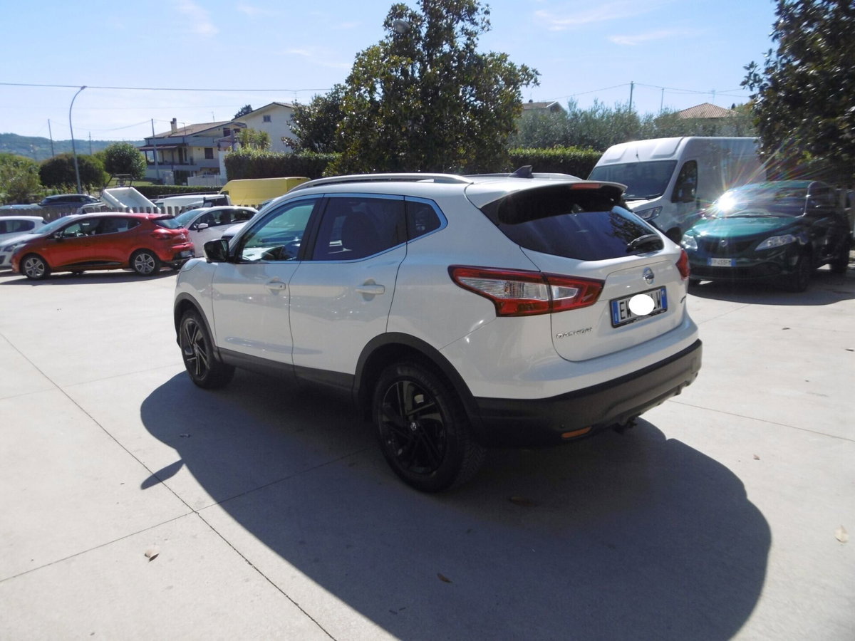 Nissan Qashqai 1.5 dCi Tekna (7)