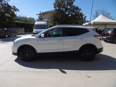 Nissan Qashqai 1.5 dCi Tekna (8)