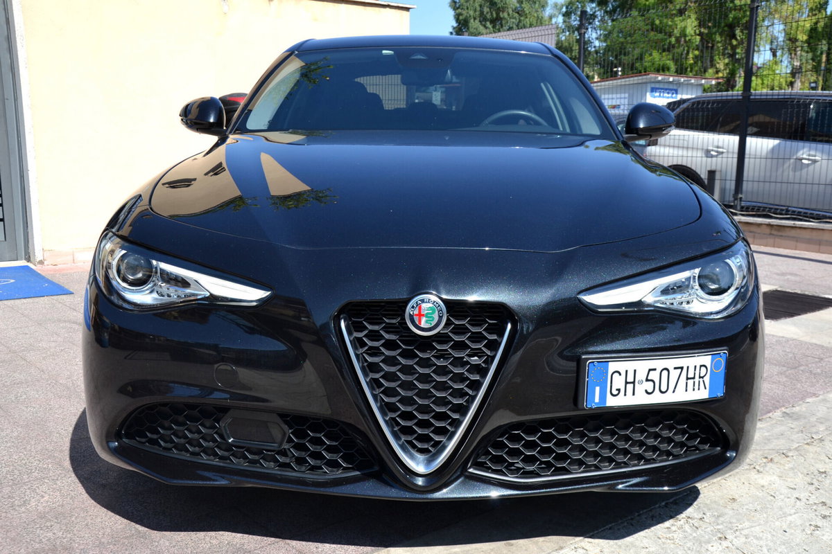 Alfa Romeo Giulia 2.0 Turbo 200 CV AT8 Sprint (14)
