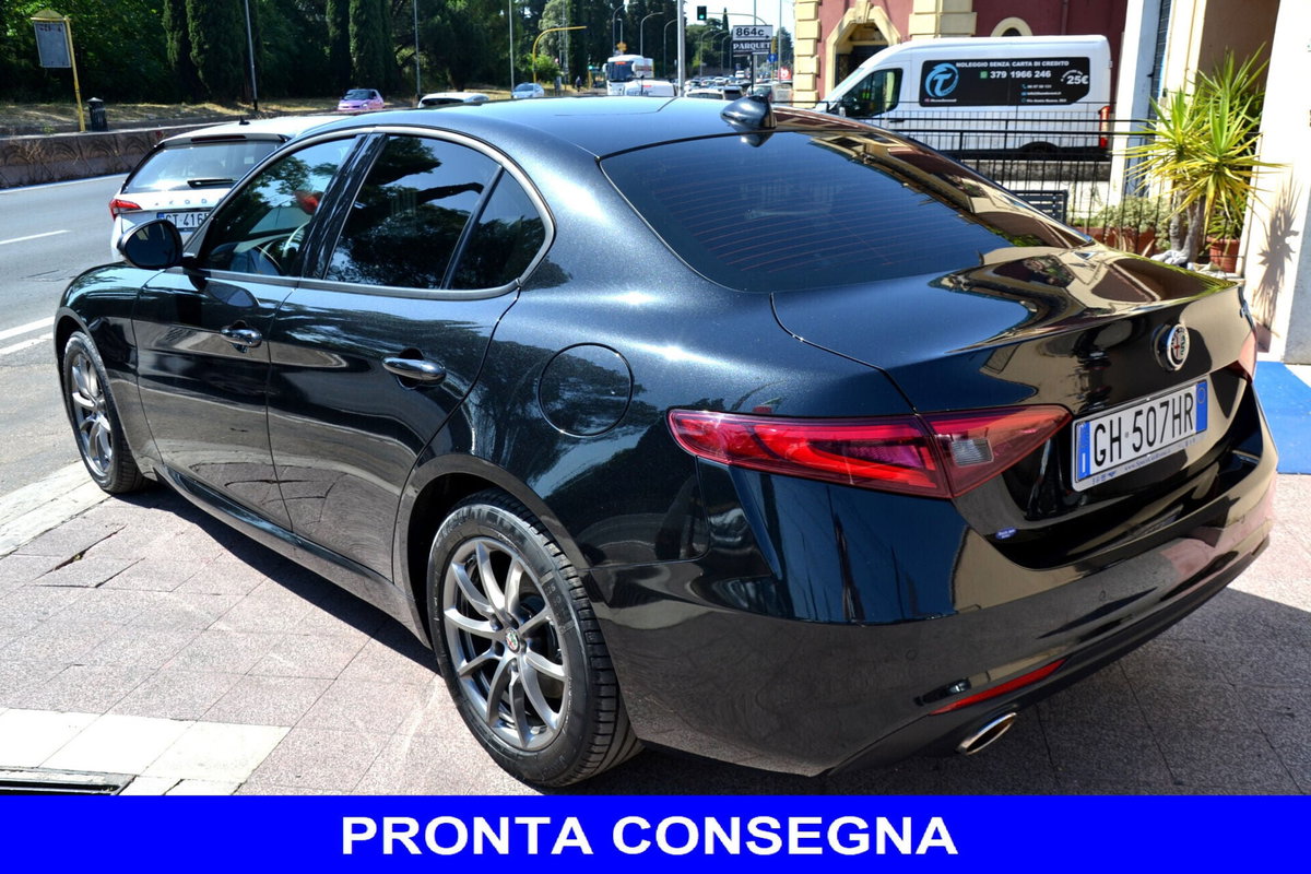 Alfa Romeo Giulia 2.0 Turbo 200 CV AT8 Sprint (3)
