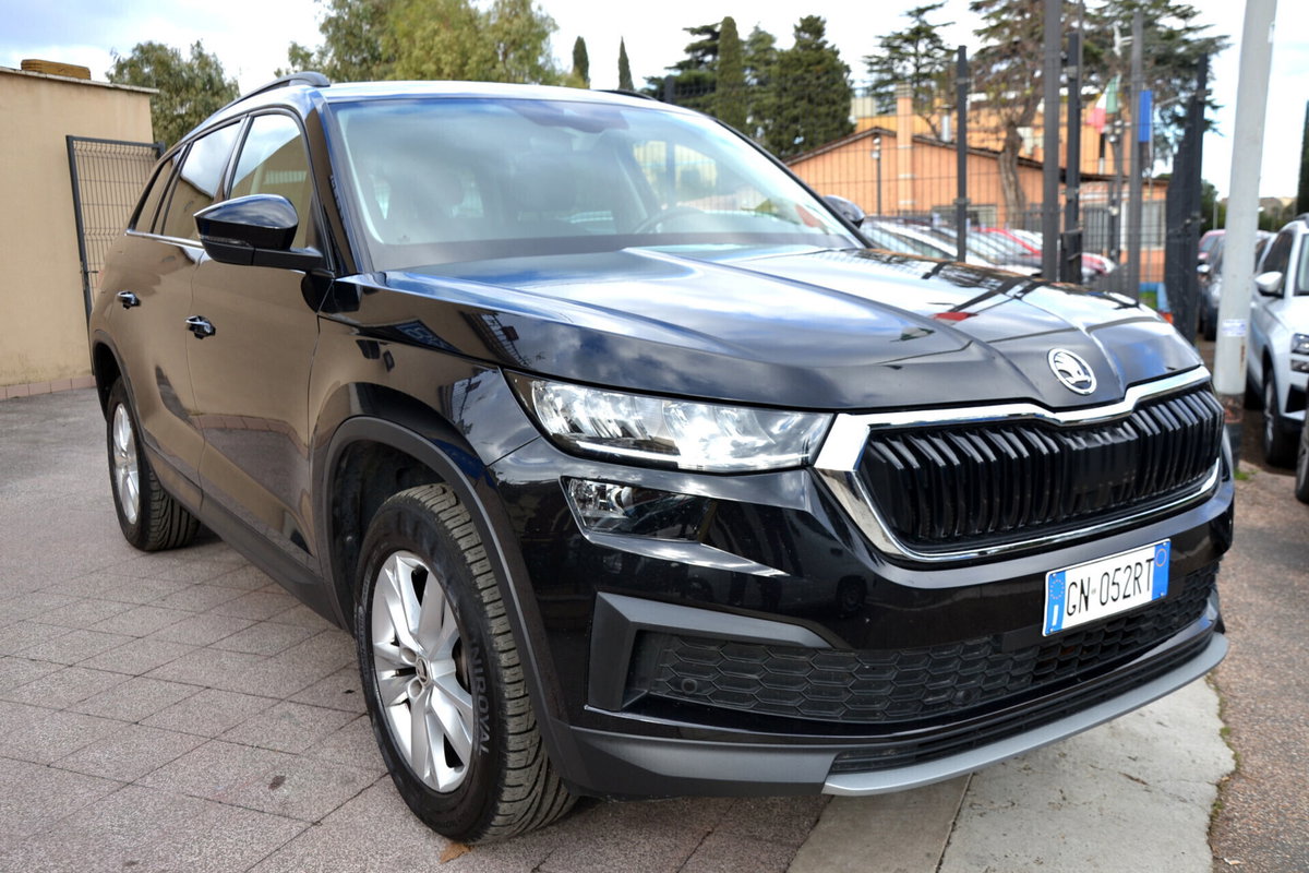Skoda Kodiaq 2.0 TDI EVO SCR 4x4 DSG 7 posti Laurin&Klement (4)