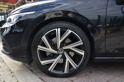 Volkswagen Golf Variant 2.0 tdi Style 150cv dsg (20)